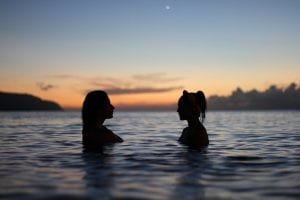 partir en Corse avec des amis